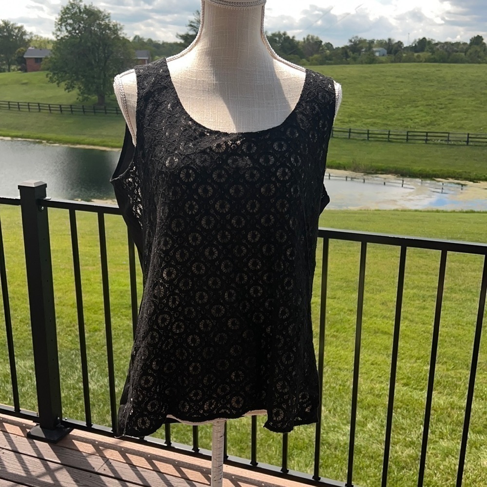 LOFT Black Lace Tank Top Blouse Size Large Shirt